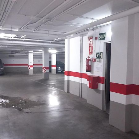 Center Apartment Malaga Bagian luar foto