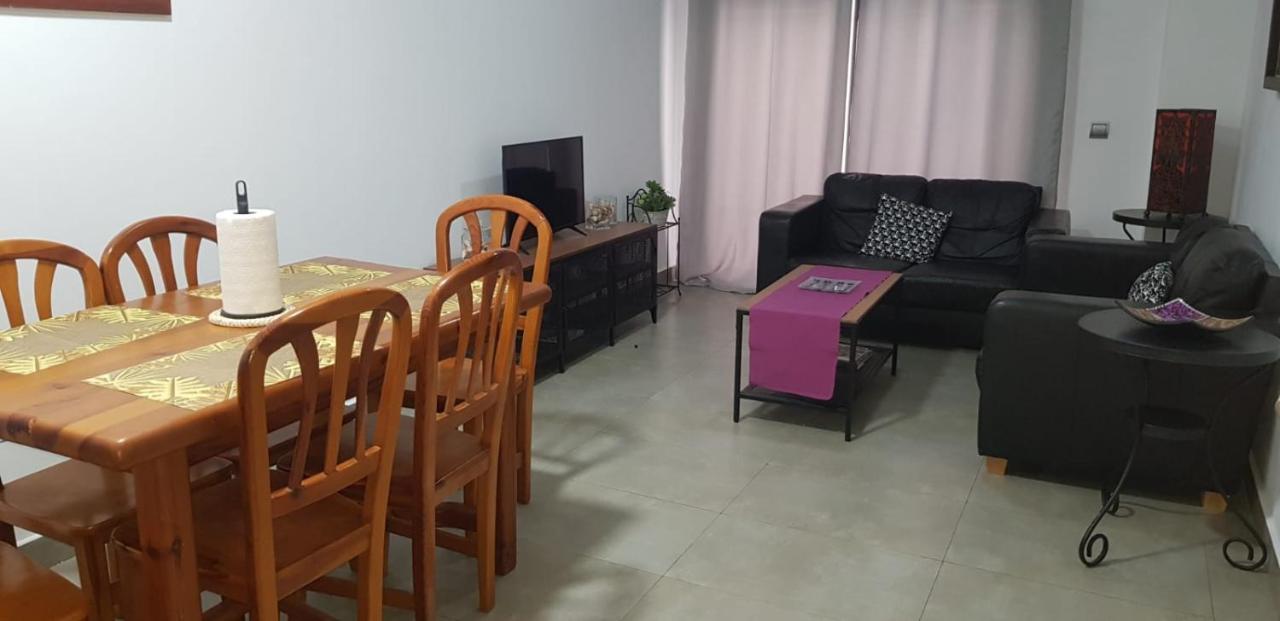 Center Apartment Malaga Bagian luar foto