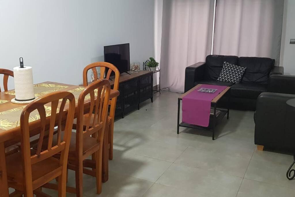 Center Apartment Malaga Bagian luar foto